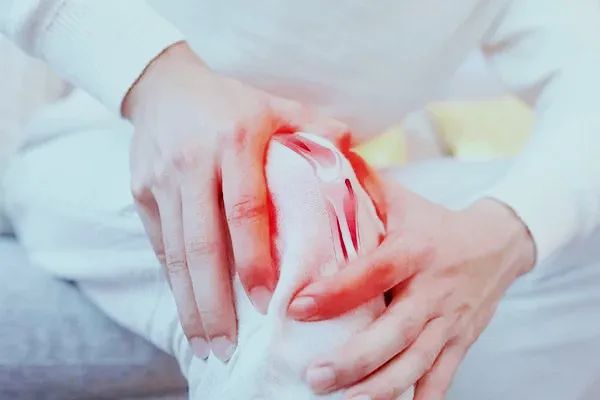 關(guān)節(jié)疼痛